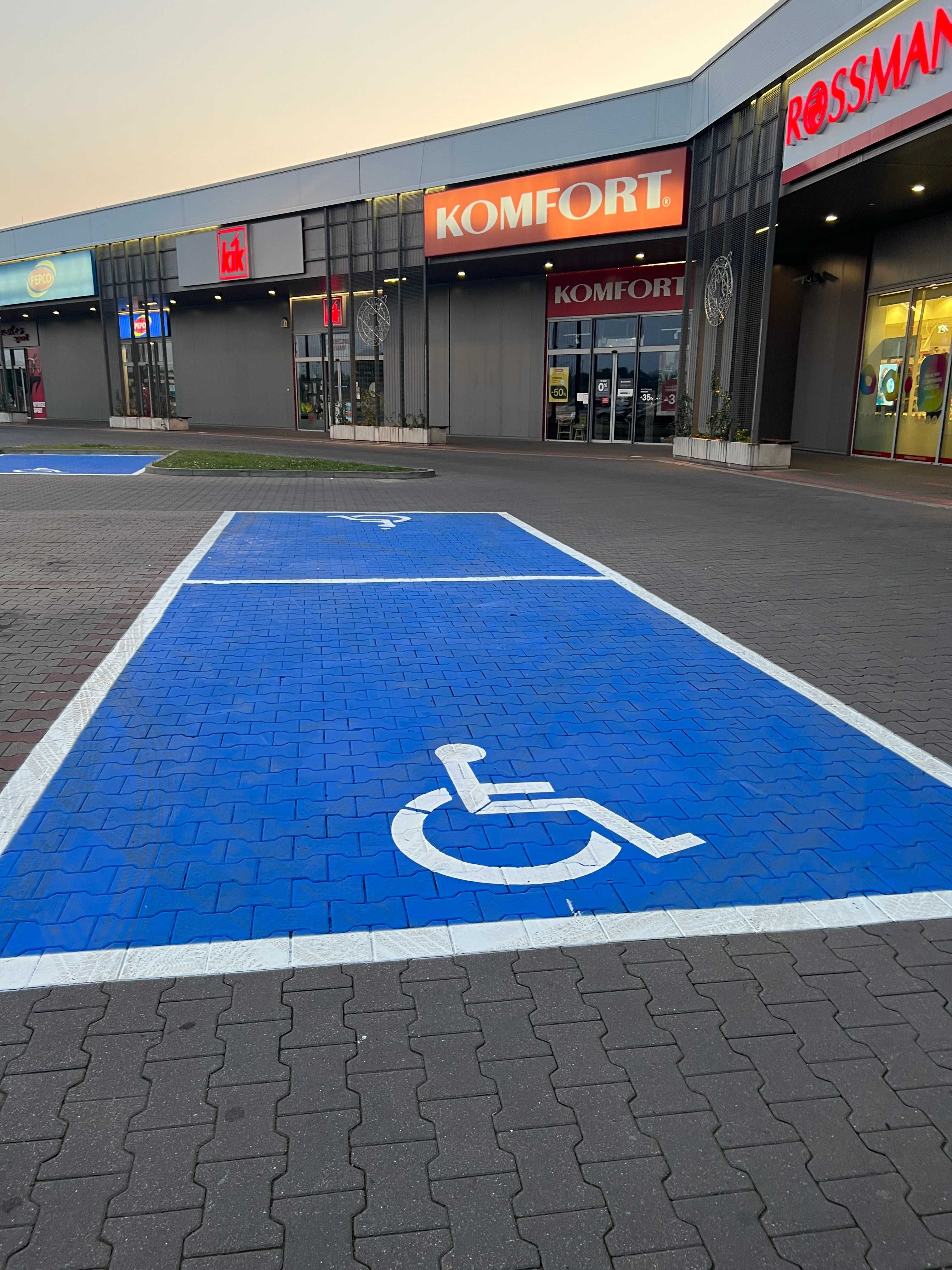 Oznakowanie poziome parkingów, hal, magazynów, malowanie linii, pasów