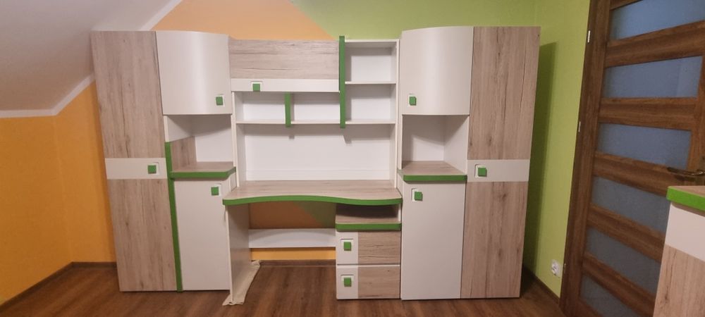 Meblościanka młodzieżowa.