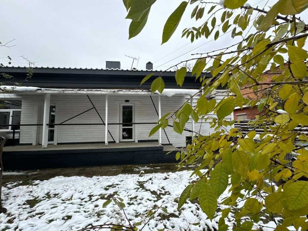 2к. кв., Березовий Сквер, можна під комерцію! ЦЕНТР!