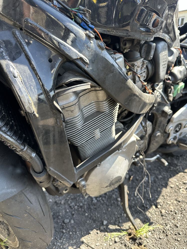 Suzuki gsxf 750 jajko rok 2000