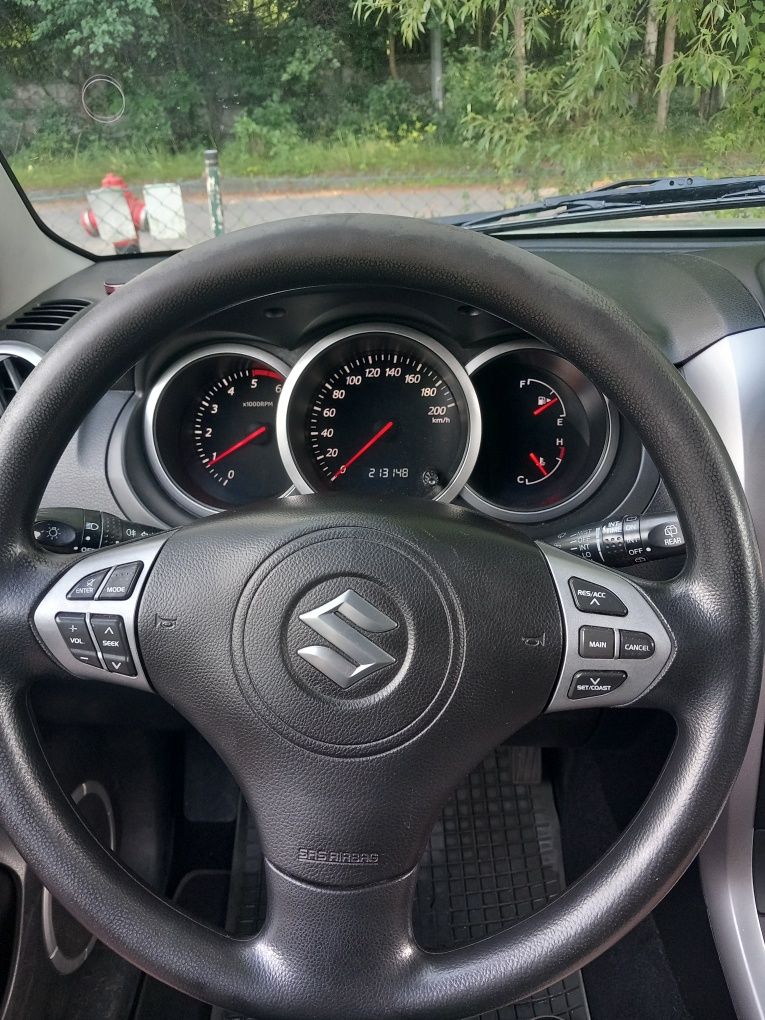 Suzuki Grand Vitara 4X4 1,9 DDiS 130KM