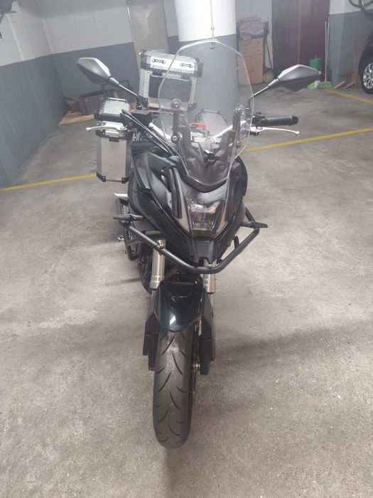Voge 500 DS irrepreensível