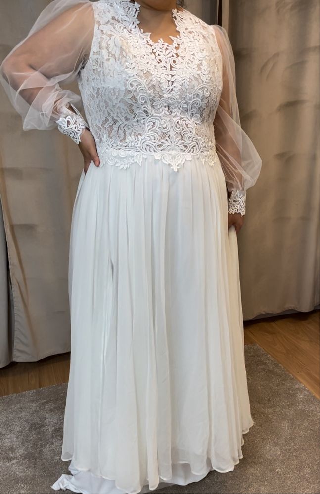 Suknia ślubna plus size 46-52