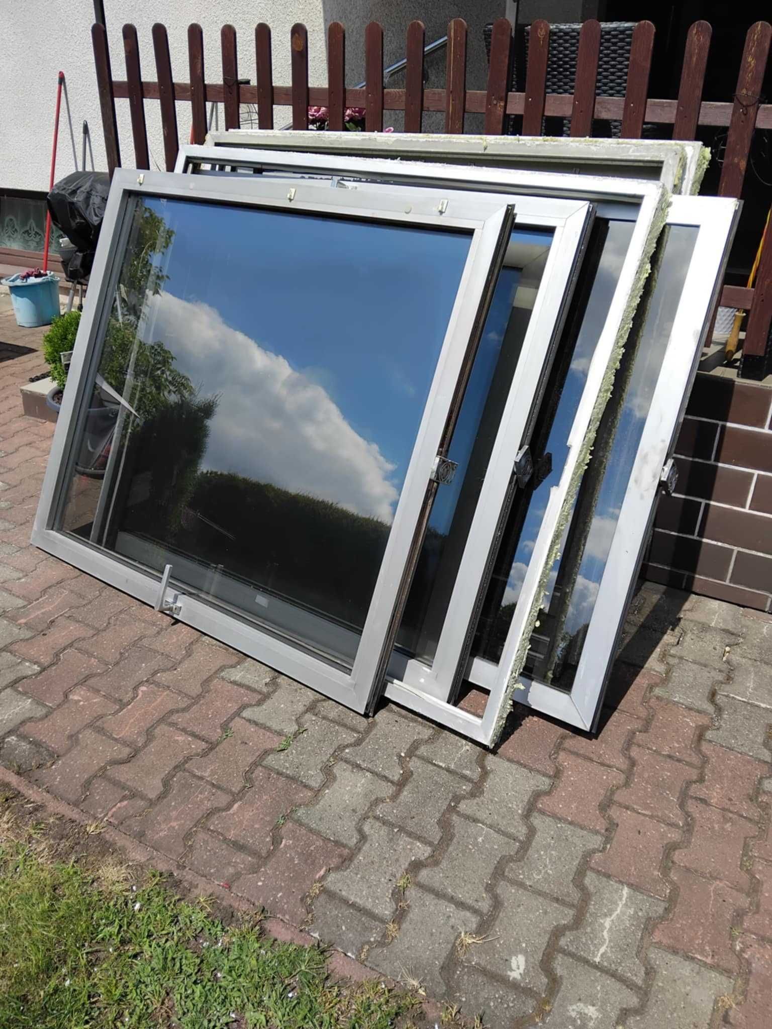 Okna dwuszybowe z rama i futryna aluminiową