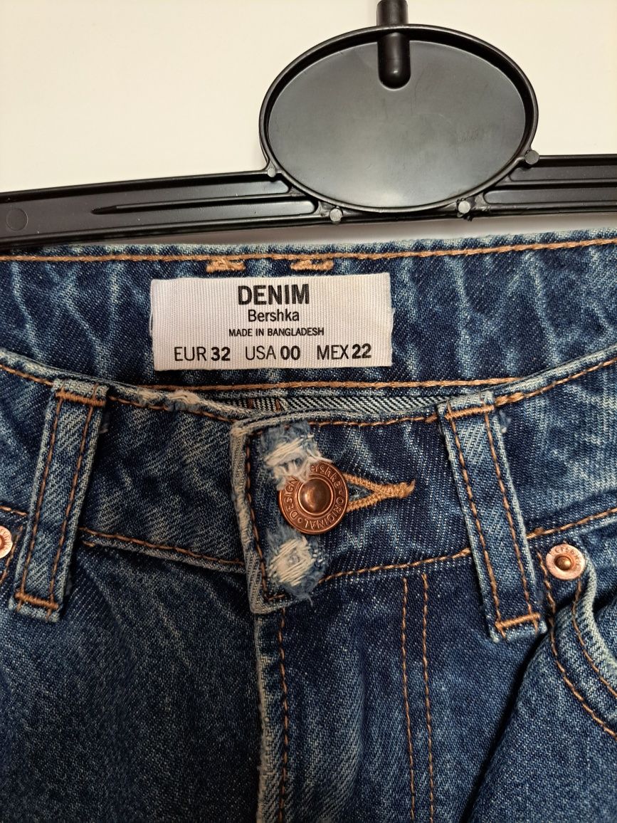 Denim Bershka r.32