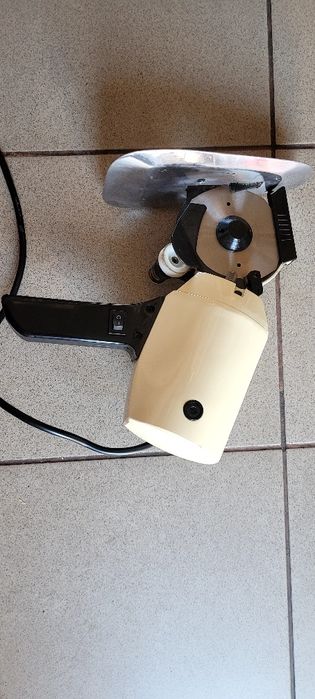 RSD-100 Nóż krawiecki krojczy tarczowy