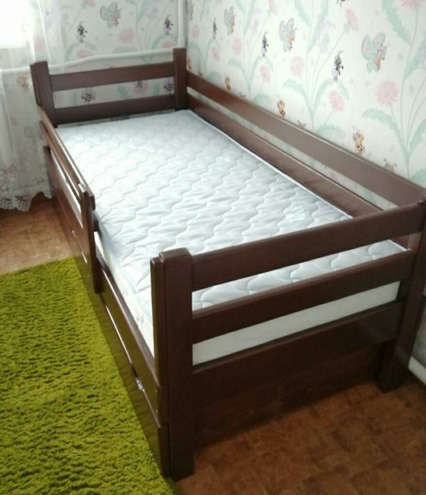 Кровать на заказ,  3200!