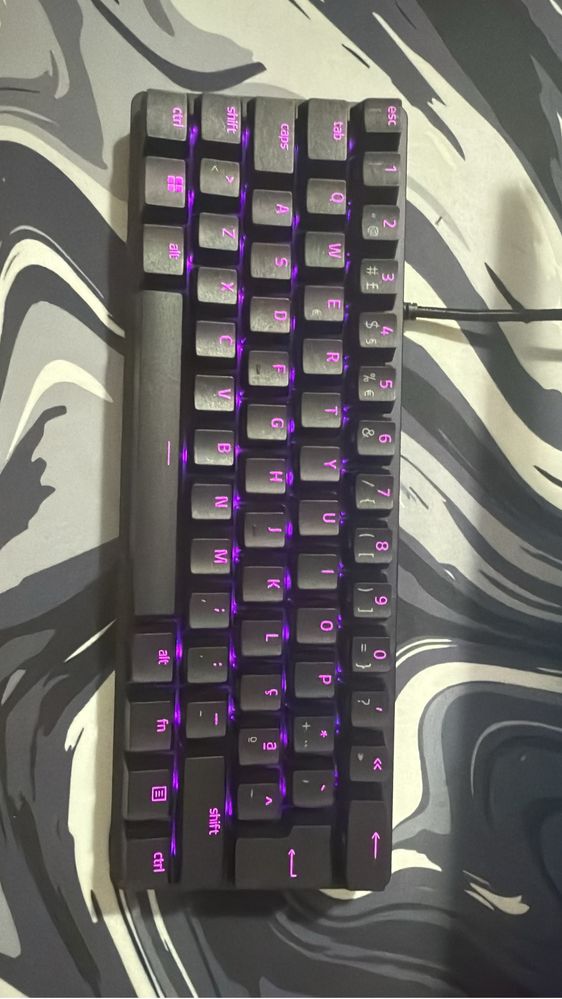 Razer Huntsman Mini Switch Roxo