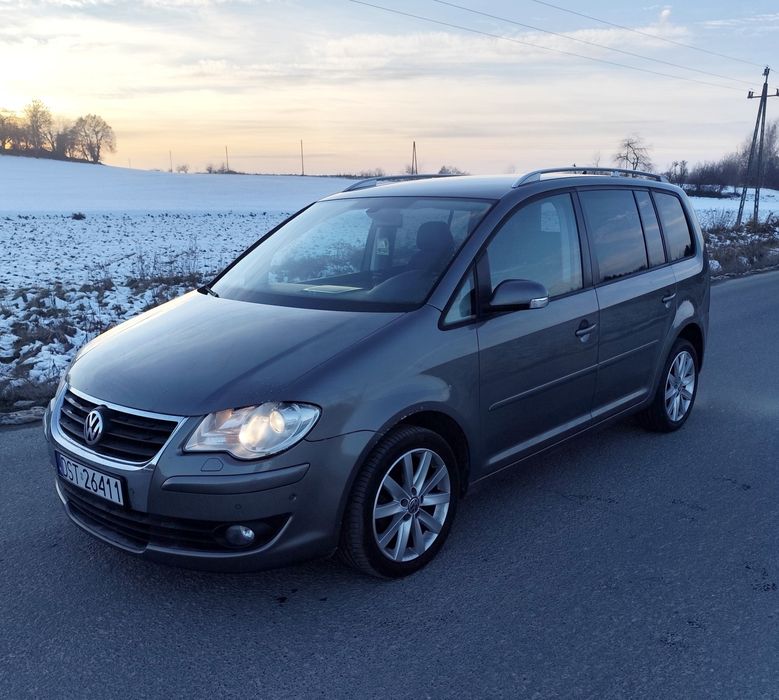 VW Touran 1.4l ,dsg,7 osobowy!
