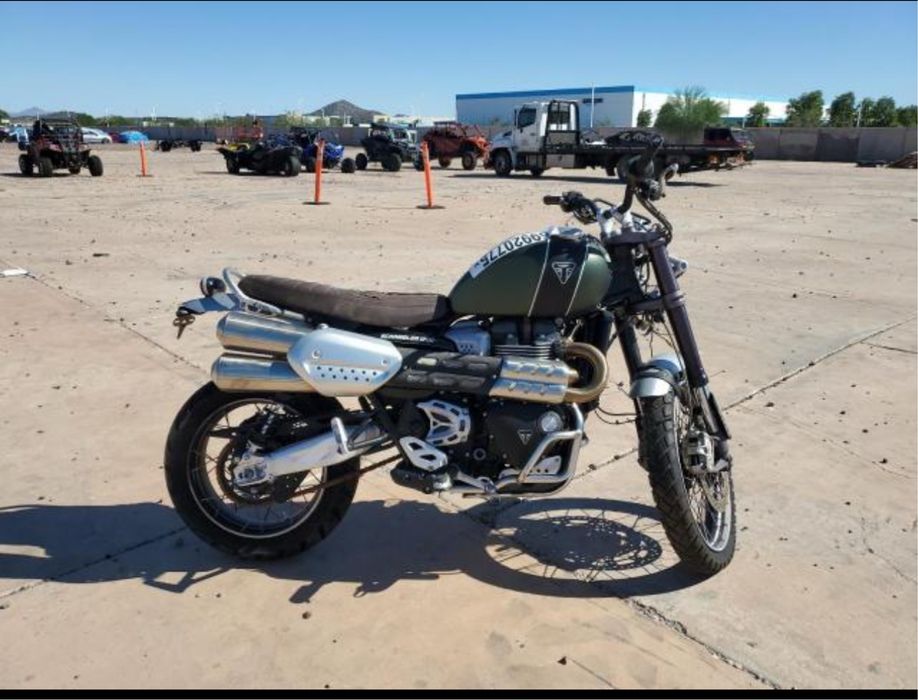 Triumph scrambler 1200 XE