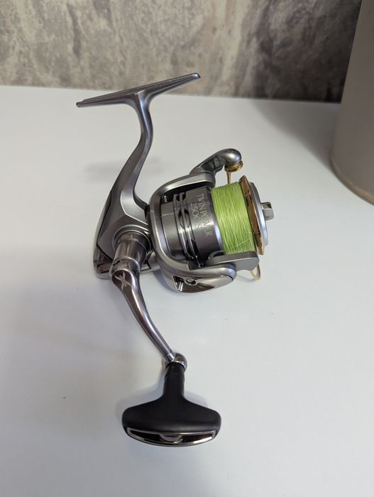 Shimano 11 twin power 2500s