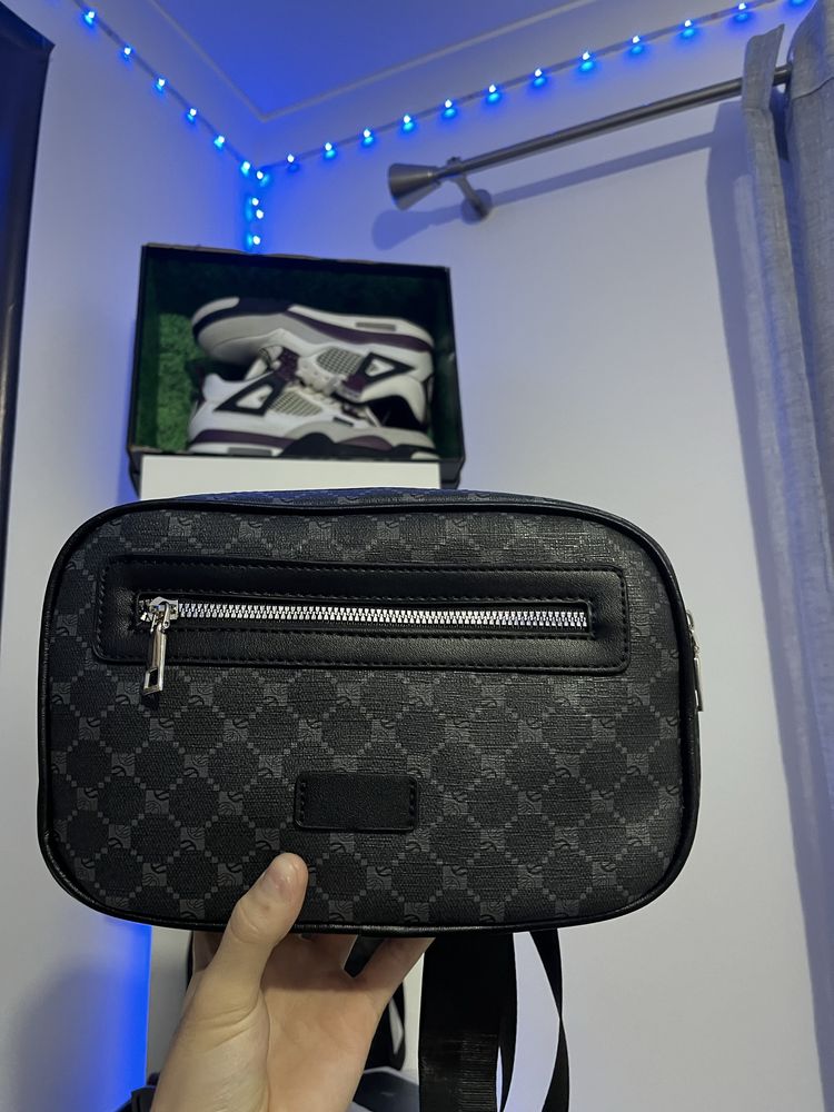 Bolsa Gucci     .