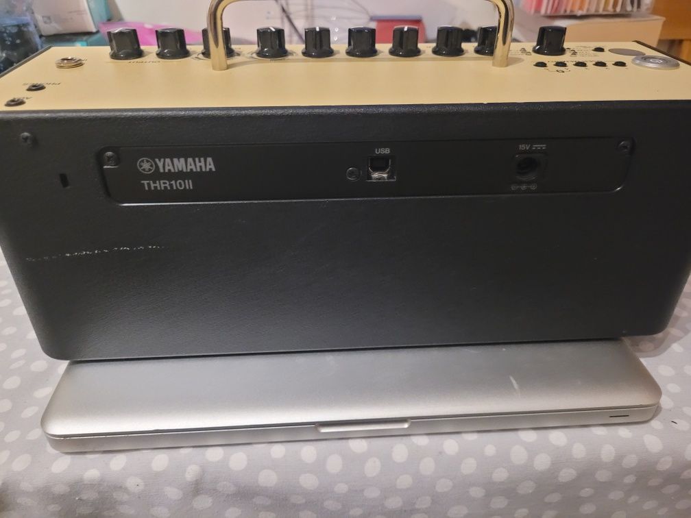 Yamaha THR 10II + XSonic ULooper
