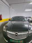 Opel insignia automatico e diplomatico