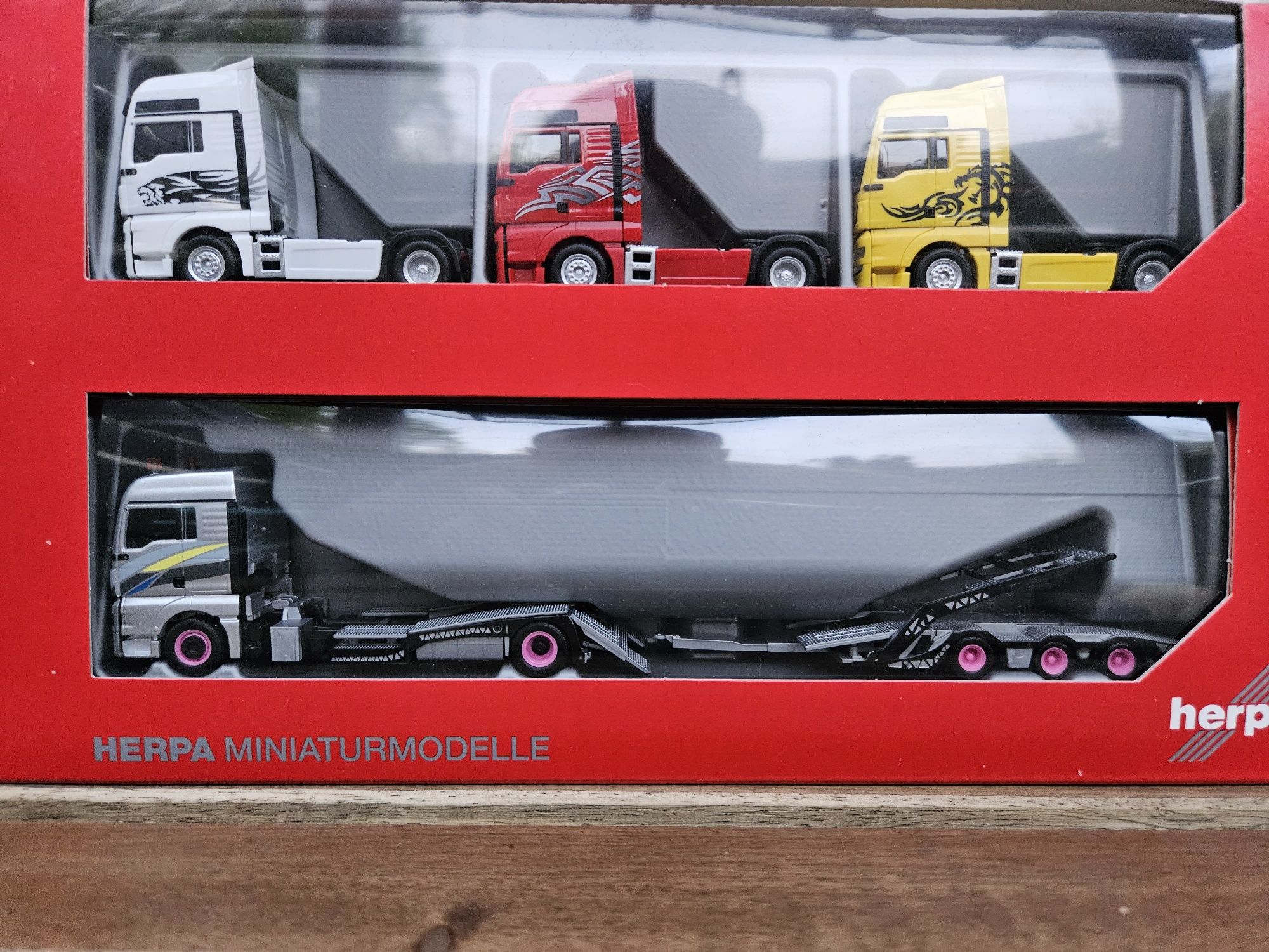 Herpa 308595 MAN TGX XLX Transordizia 1/87 H0