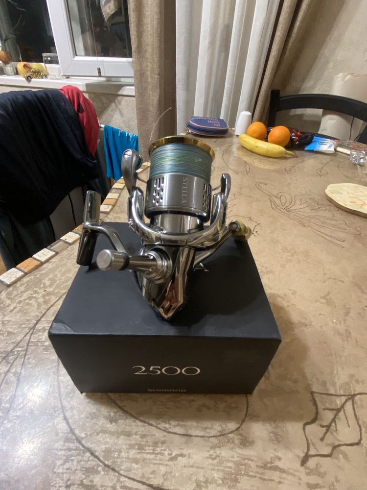 Shimano 18 Stella 2500-j