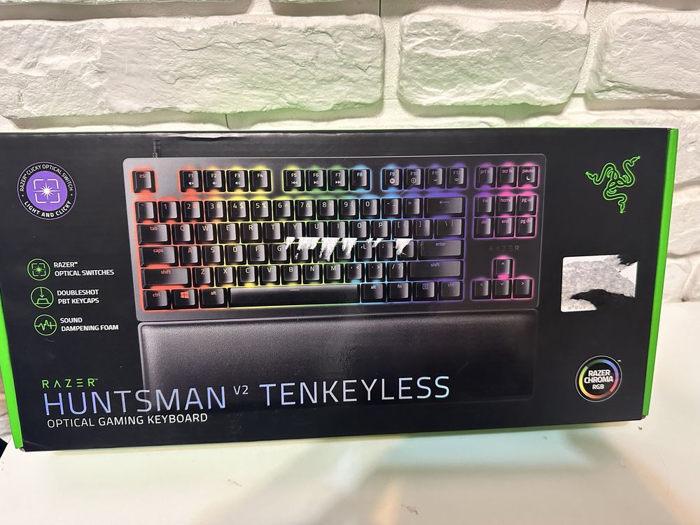 NOWĄ ZAPLOMBOWANA!!Klawiatura mechaniczna Huntsman V2 Tenkeyless