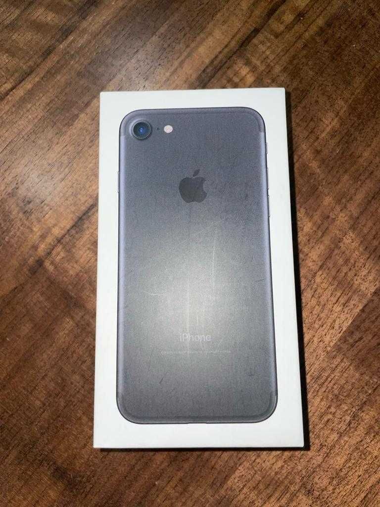 iPhone 7 32 GB preto