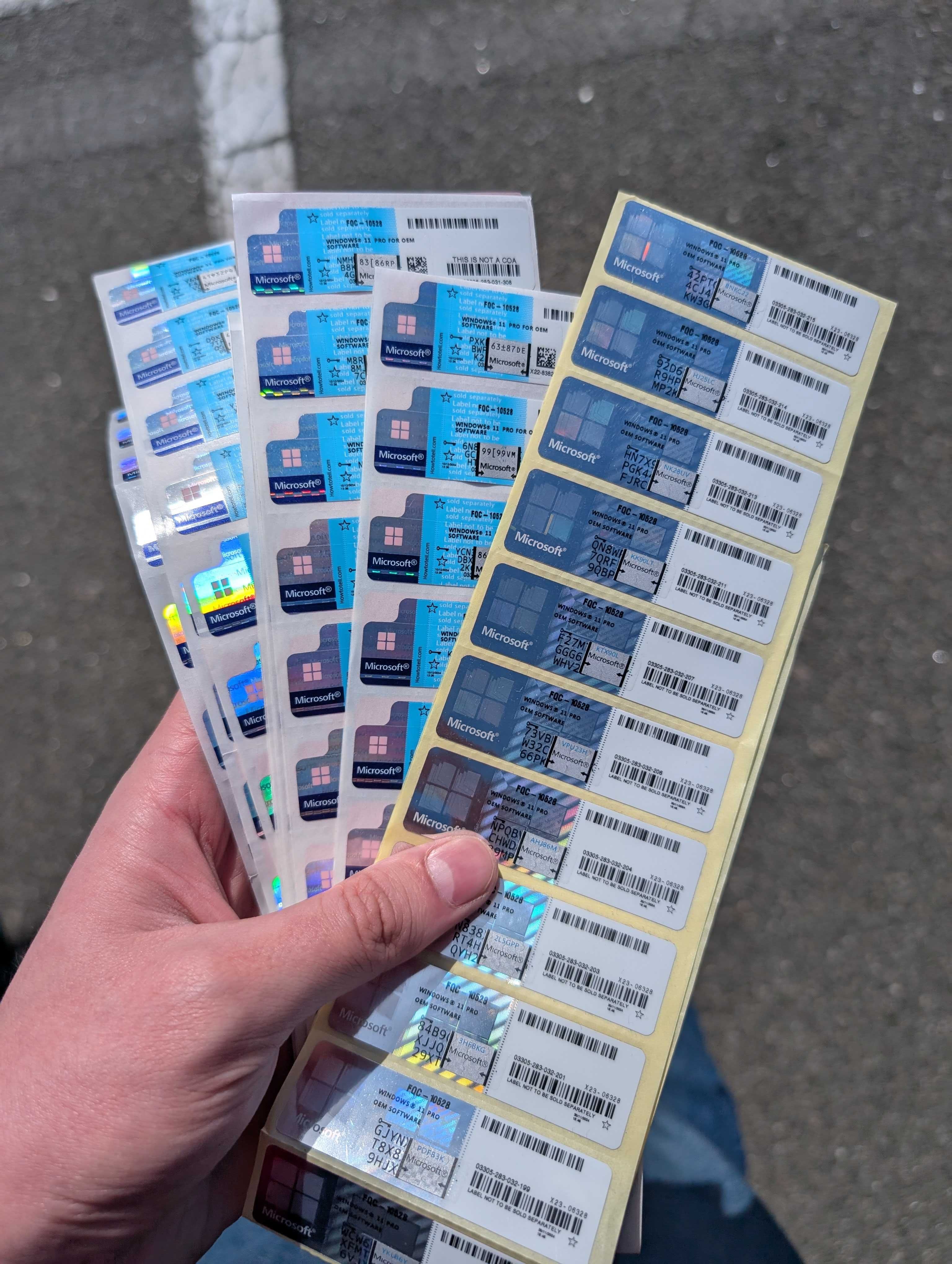 Стікер Windows 11 PRO OEM Stickers Ключ Наклейка Виндовс 10 / 11 Про
