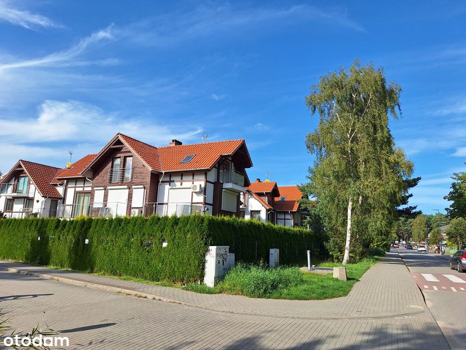 Apartament w Dębkach – Twoje miejsce nad Bałtykiem!