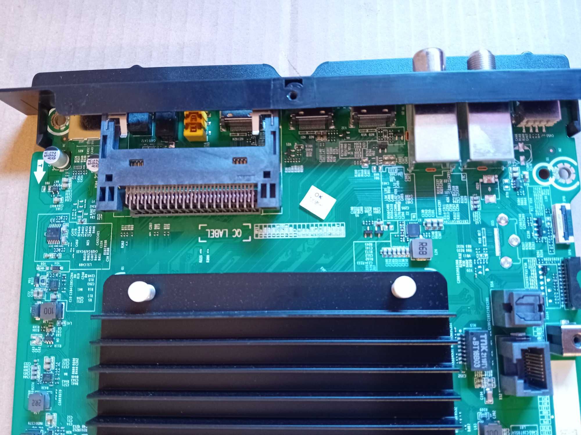 placa tv Hisense 75a7gq