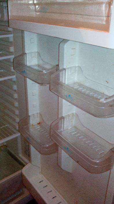 Холодильник Стинол 256Q, двухкамерный