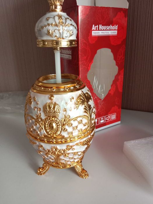 Яскраве приладдя для святкових днів