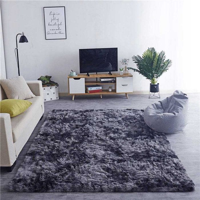 Nowy dywan VILLAGO Ombre Shaggy 200x300 cm b. miękki ciemny szary