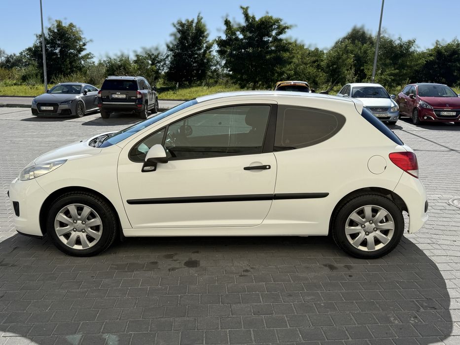 Peugeot 207 у гарному стані за хорошою ціною