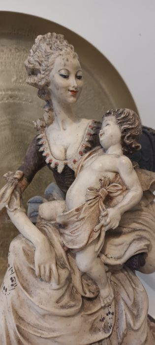 Estatueta em barro