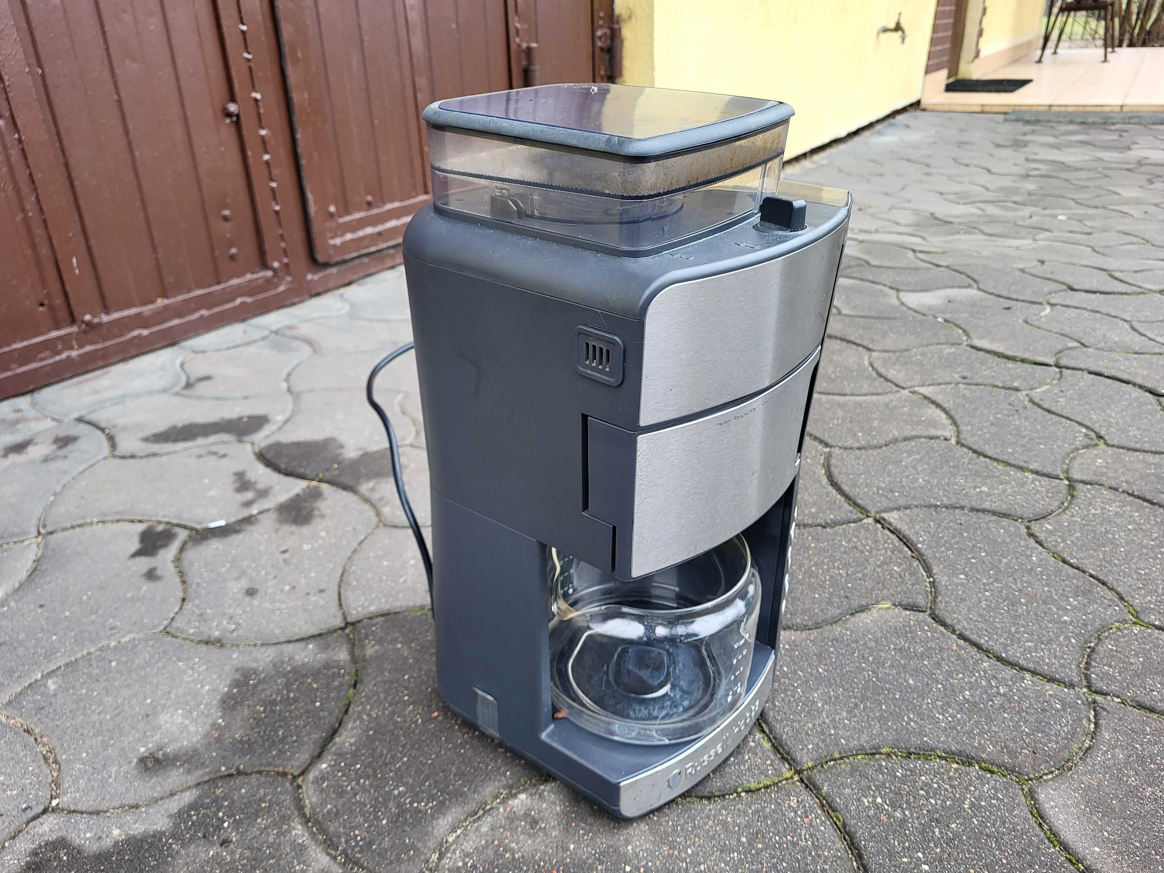 Ekspres do kawy z filtrem Russle Hobbs 25610