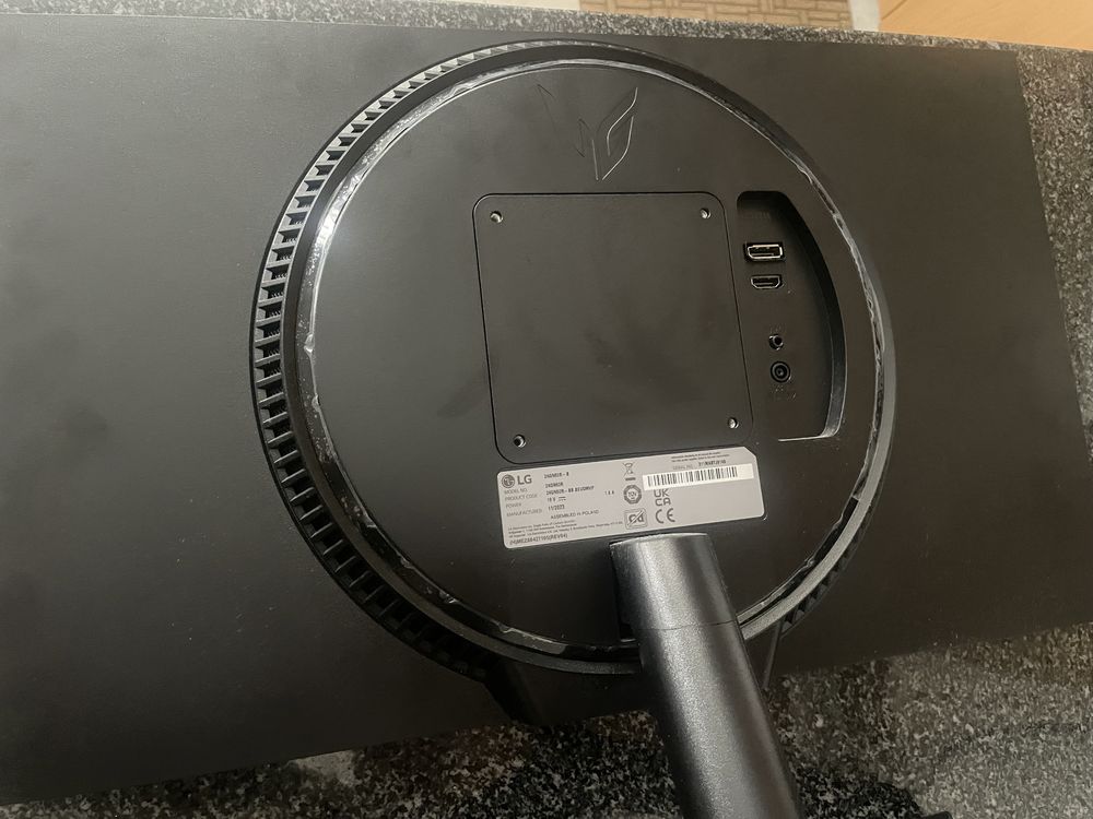 Monitor Gaming LG 24GN60R 24” | 144Hz | Praticamente Novo