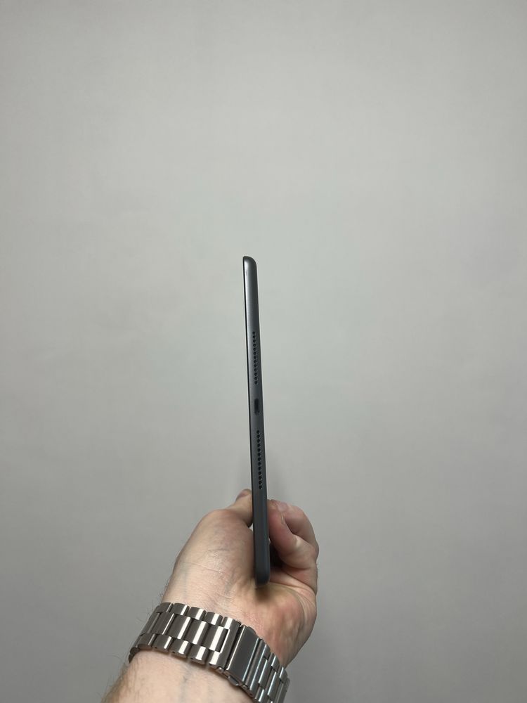 Apple Ipad 10.2 2021 акб97% в идеальном состоянии Apple pencil