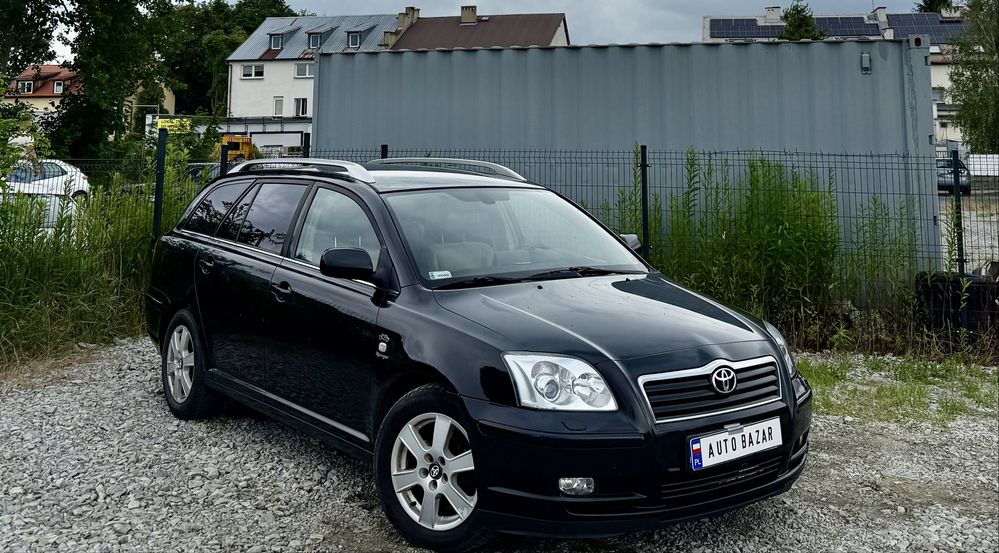 Toyota Avensis 2.0 D4D * 2005 * Klima * Skóry * Alufelgi * Zadbana