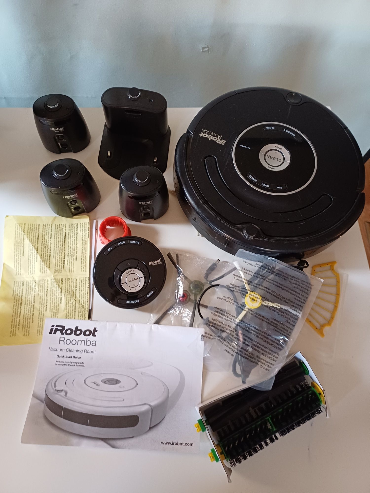 IROBOT Roomba 581 z całym zestawem