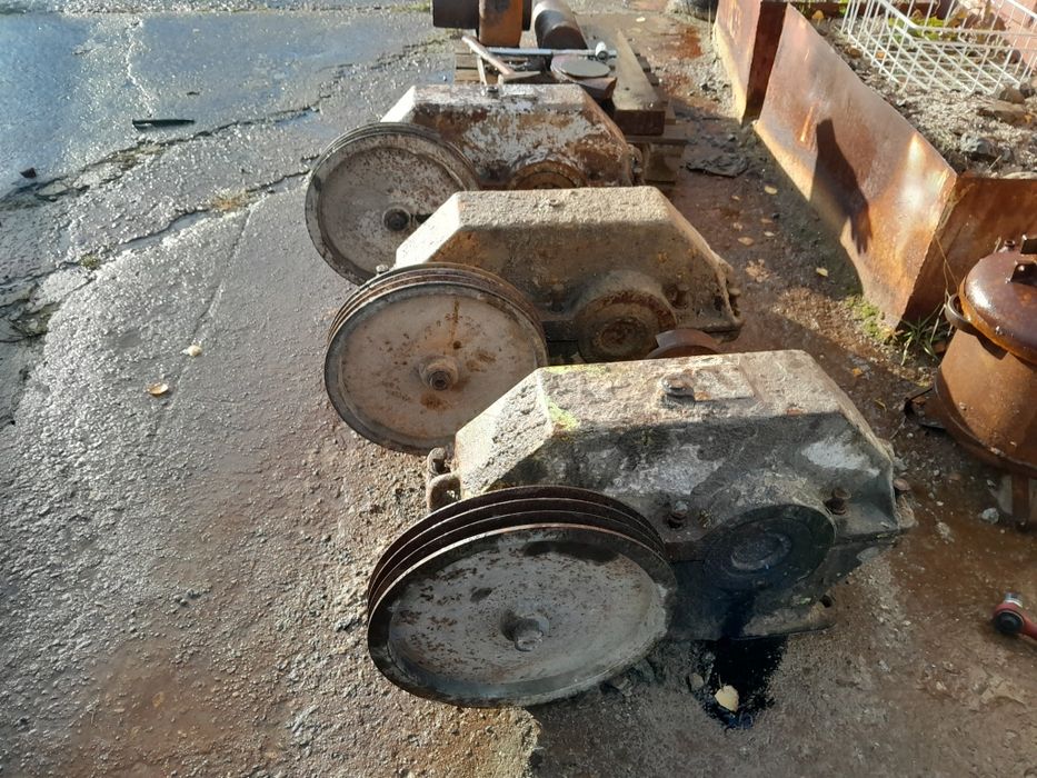 Продам Релуктора Ц2У 200 пер число 40,в гарному стані,кількість 3 шт