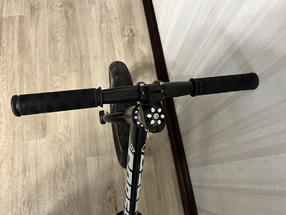 Дитячий велобіг Corso 14”