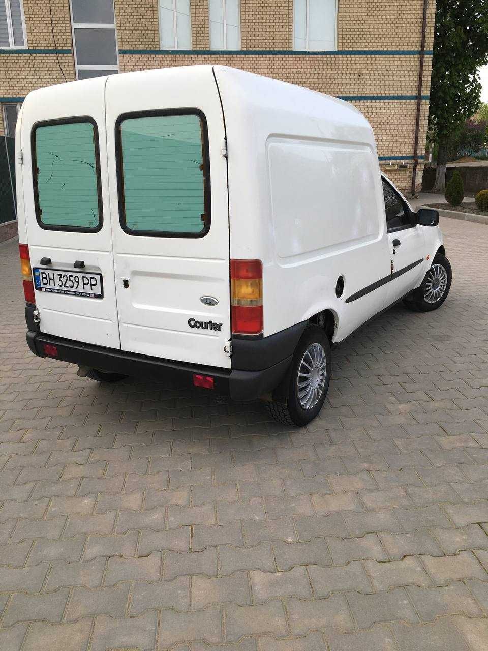 Ford Courier 1.8 TDI 2001р.(Fiesta пікап) ГАРНИЙ СТАН