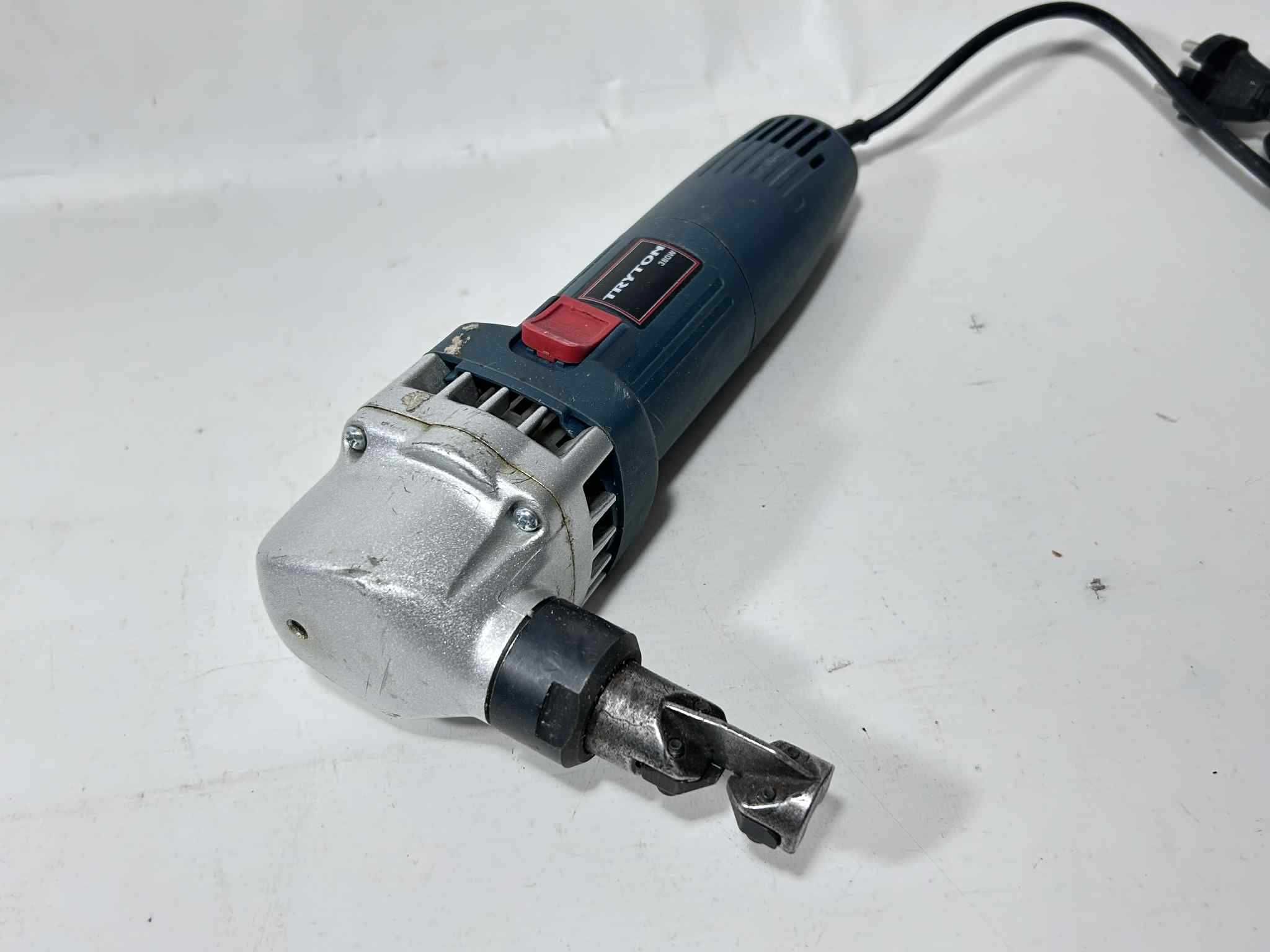Nożyce do blachy elektryczne Tryton TNB380K 380 2,8 mm