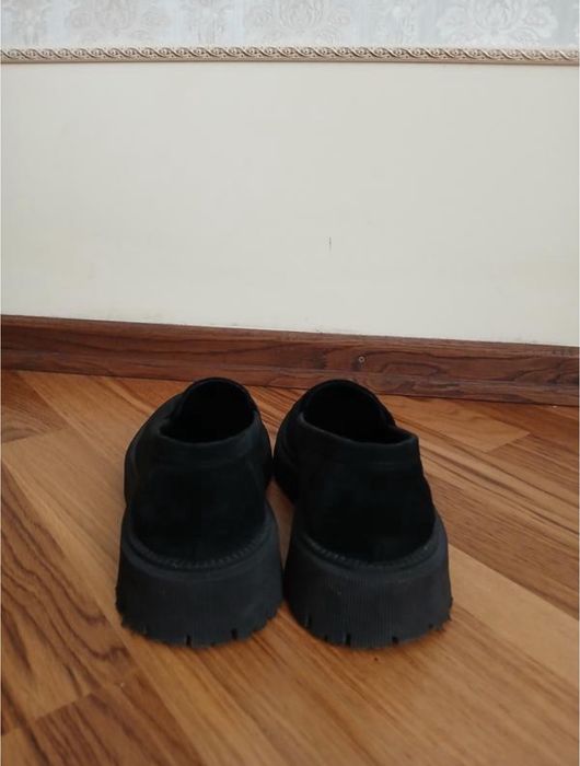 Замшеве жіноче взуття