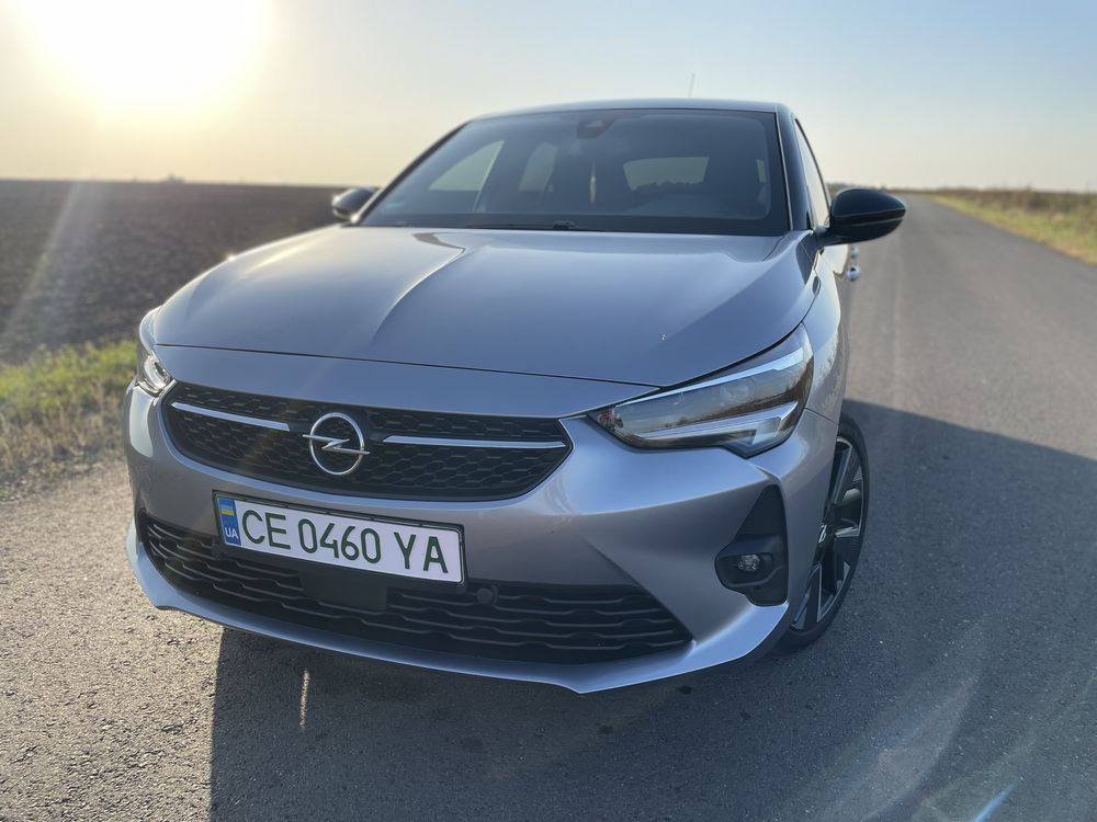 Opel corsa e Батерня 50 kwt запас ходу 350 км