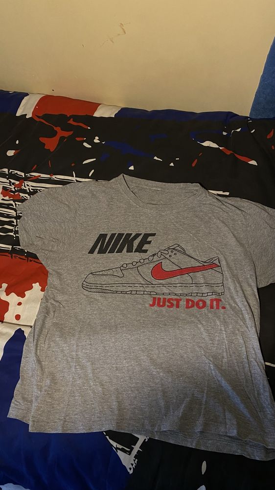 T-shirt Nike SEMINOVA