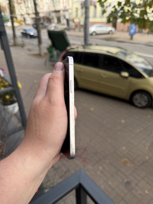 iPhone 12 Pro 256gb Silver (88% акумулятор) з гарантією