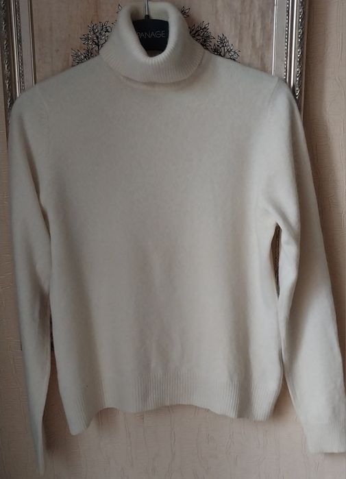 Гольф молочного цвета  100%   кашемир   Pure  collection