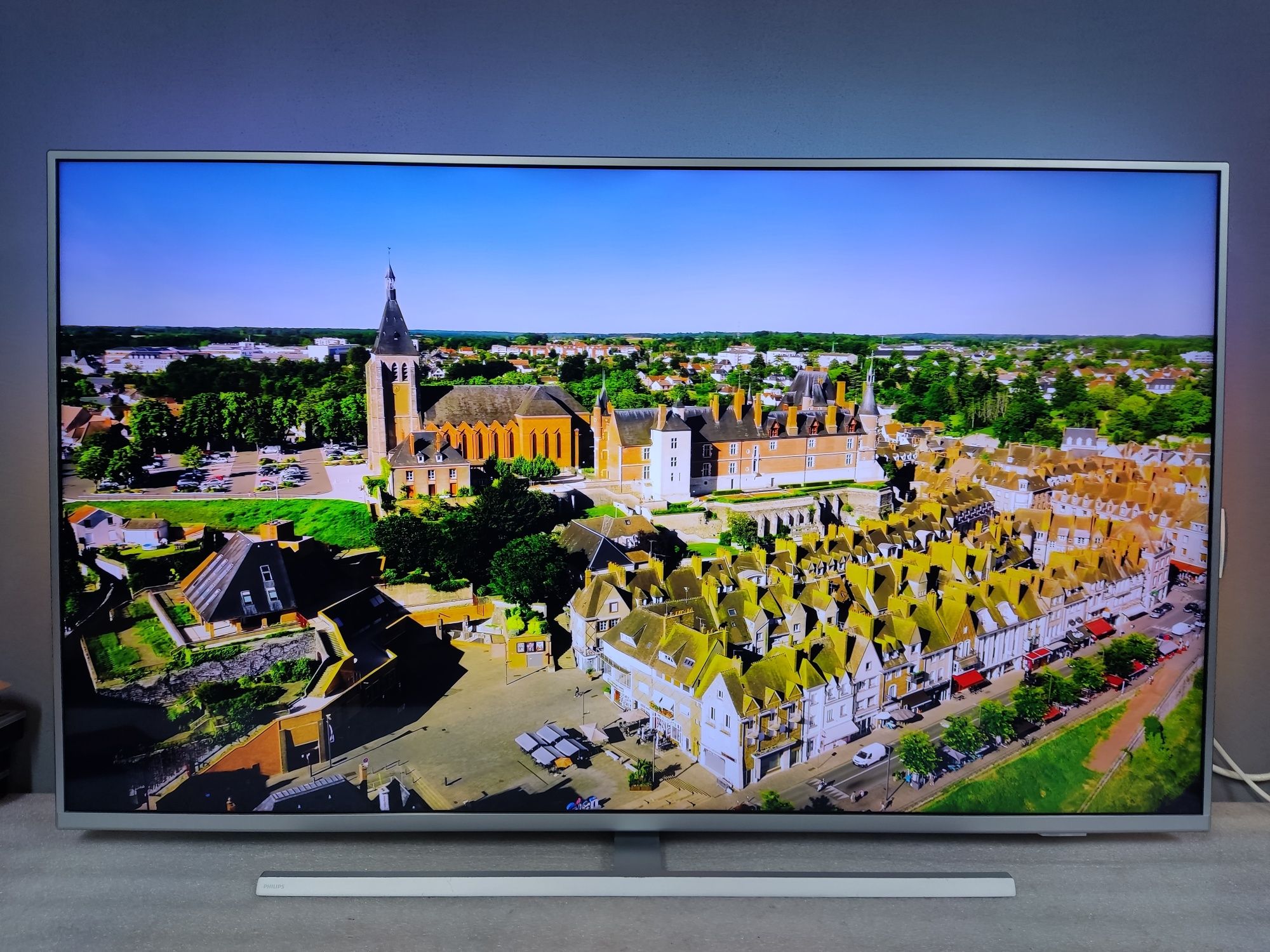 Philips 55PUS6804  4K Ultra HD Smart TV,Wi FI,  Ambilight /2020 /