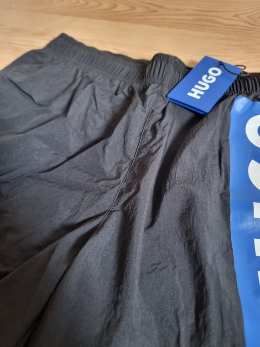 Nowe męskie kąpielówki hugo niebieskie logo M