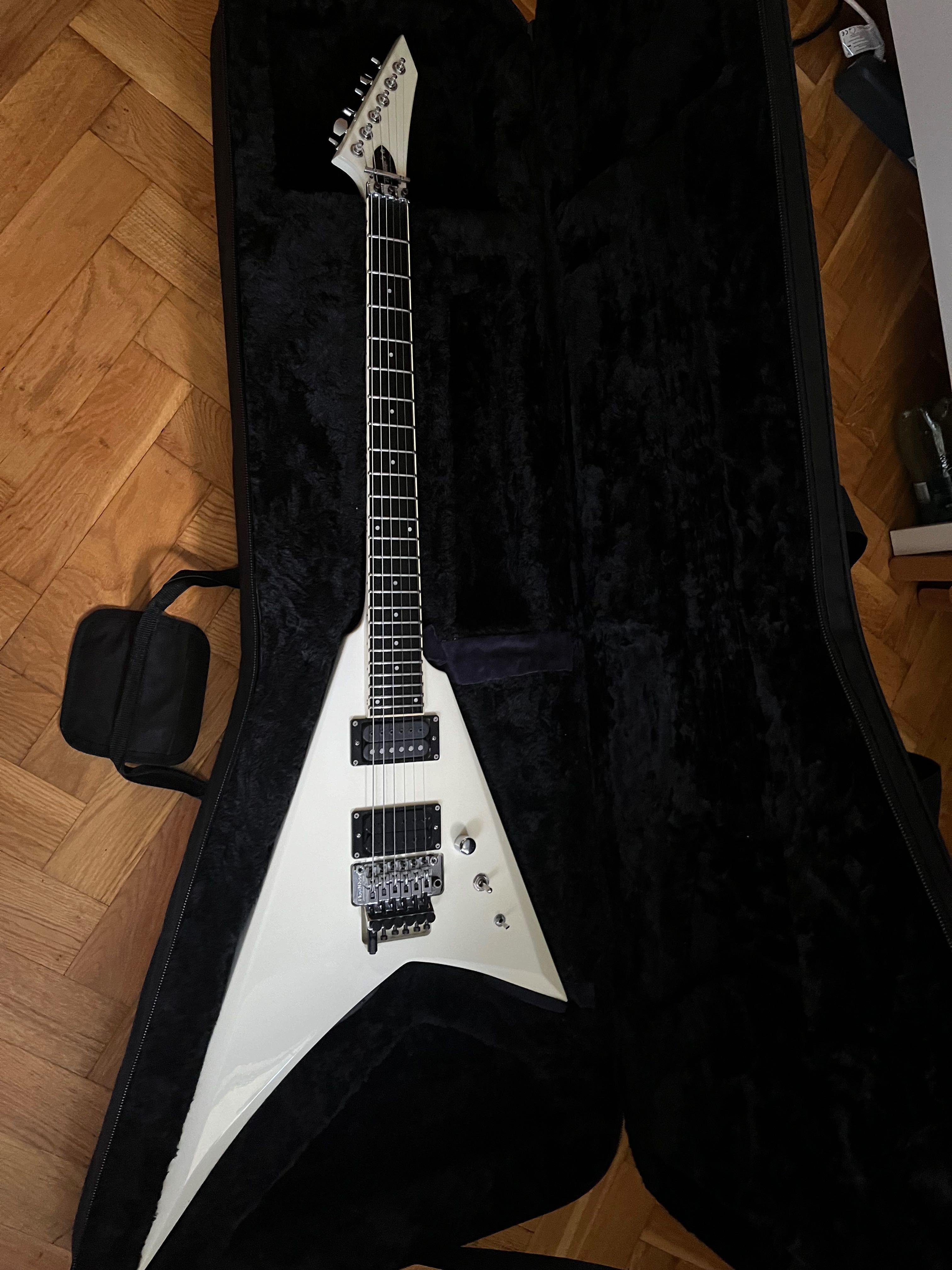 Esp Edwards E-RV 148 Asymetryczna V/RR Alexi Laiho Gitara elektryczna
