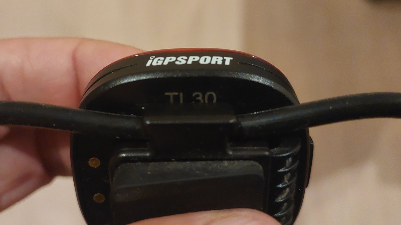 IGPSPORT TL30- Luz traseira para bicicleta