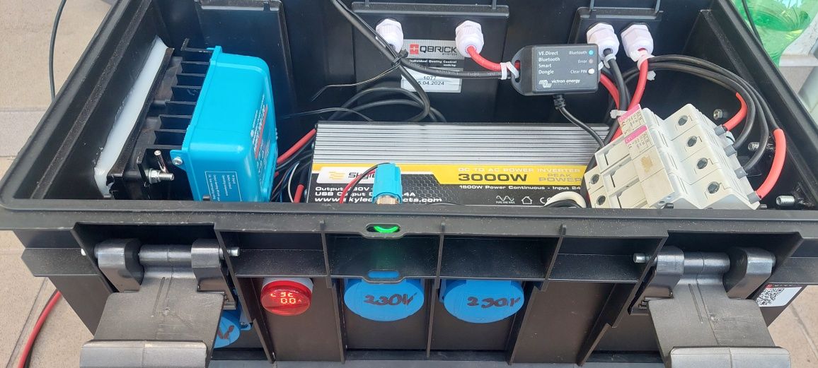 Przenośna stacja zasilania Victron camping przetwornica 3000W 230V