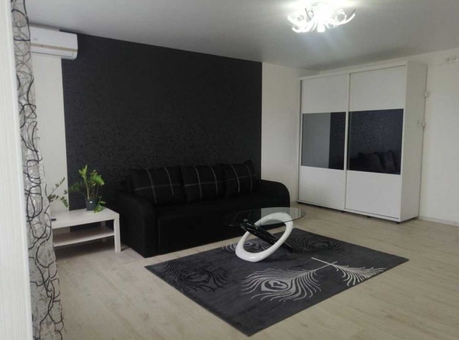 Сдам 1 комнатную квартиру в новострое на Алексеевке, пр.Победы,89.